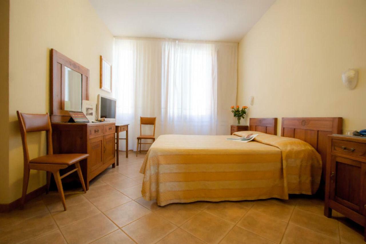 Hotel Savoia E Campana Монтекатини Терме Екстериор снимка